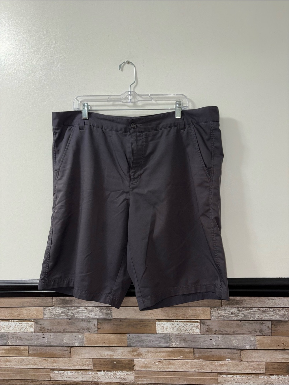 Fila Men's Dark Gray Sport Performance Golf Shorts Size 40
